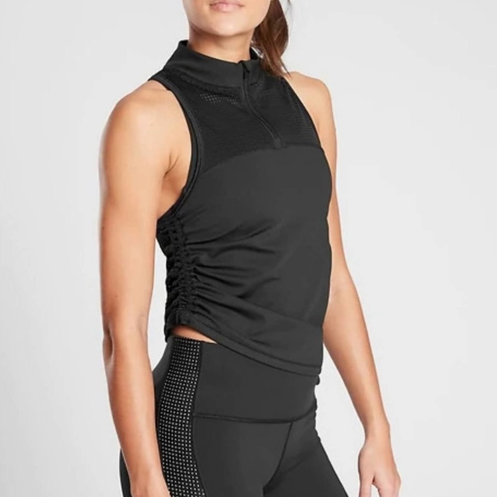 NWT athleta HIIT IT tank, size small